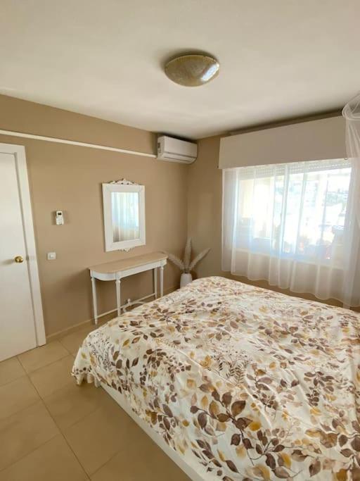 Lovely 1 Bedroom Apartment With Sea Views And Pool Estepona Zewnętrze zdjęcie