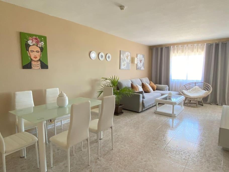 Lovely 1 Bedroom Apartment With Sea Views And Pool Estepona Zewnętrze zdjęcie